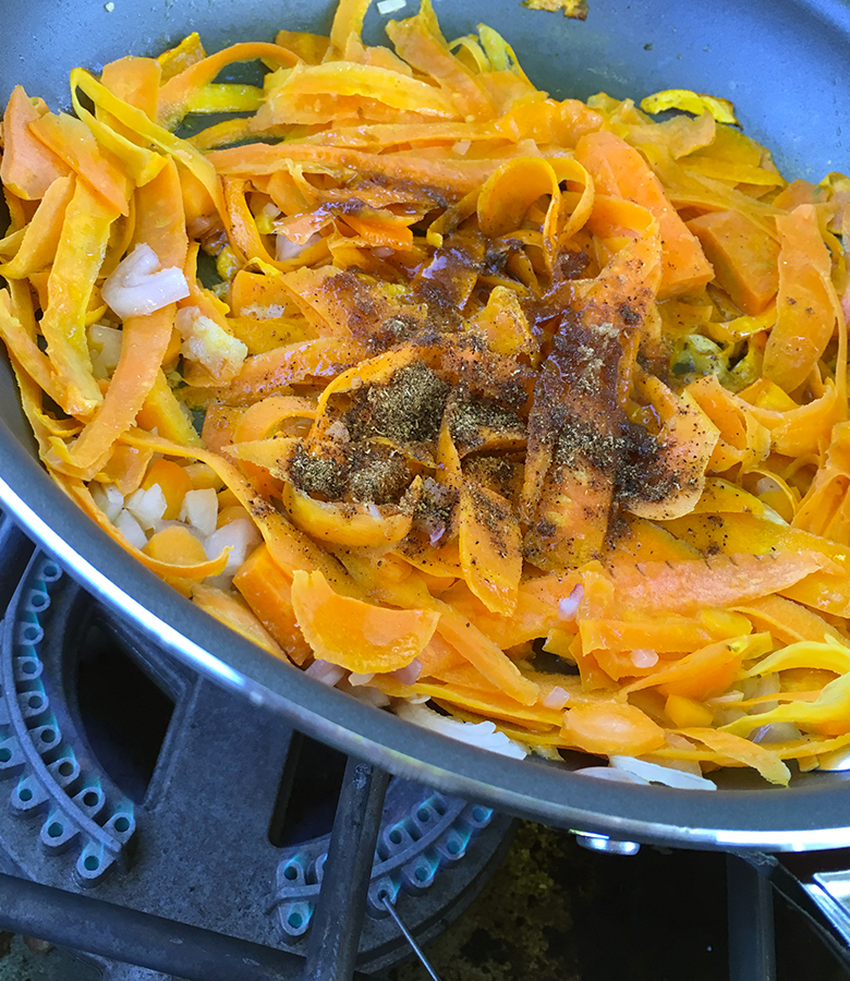 Baked Curry Antelope Meatballs with Carrots 